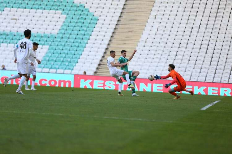 Bursaspor Nazilli Belediyespor ile berabere kaldı (FOTO GALERİ)