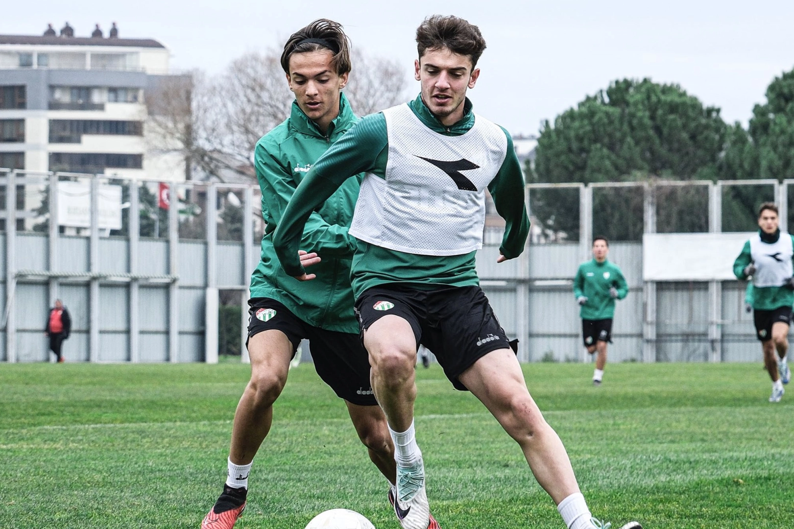 Bursaspor’da, Beyoğlu Yeni Çarşı maçı hazırlıkları başladı