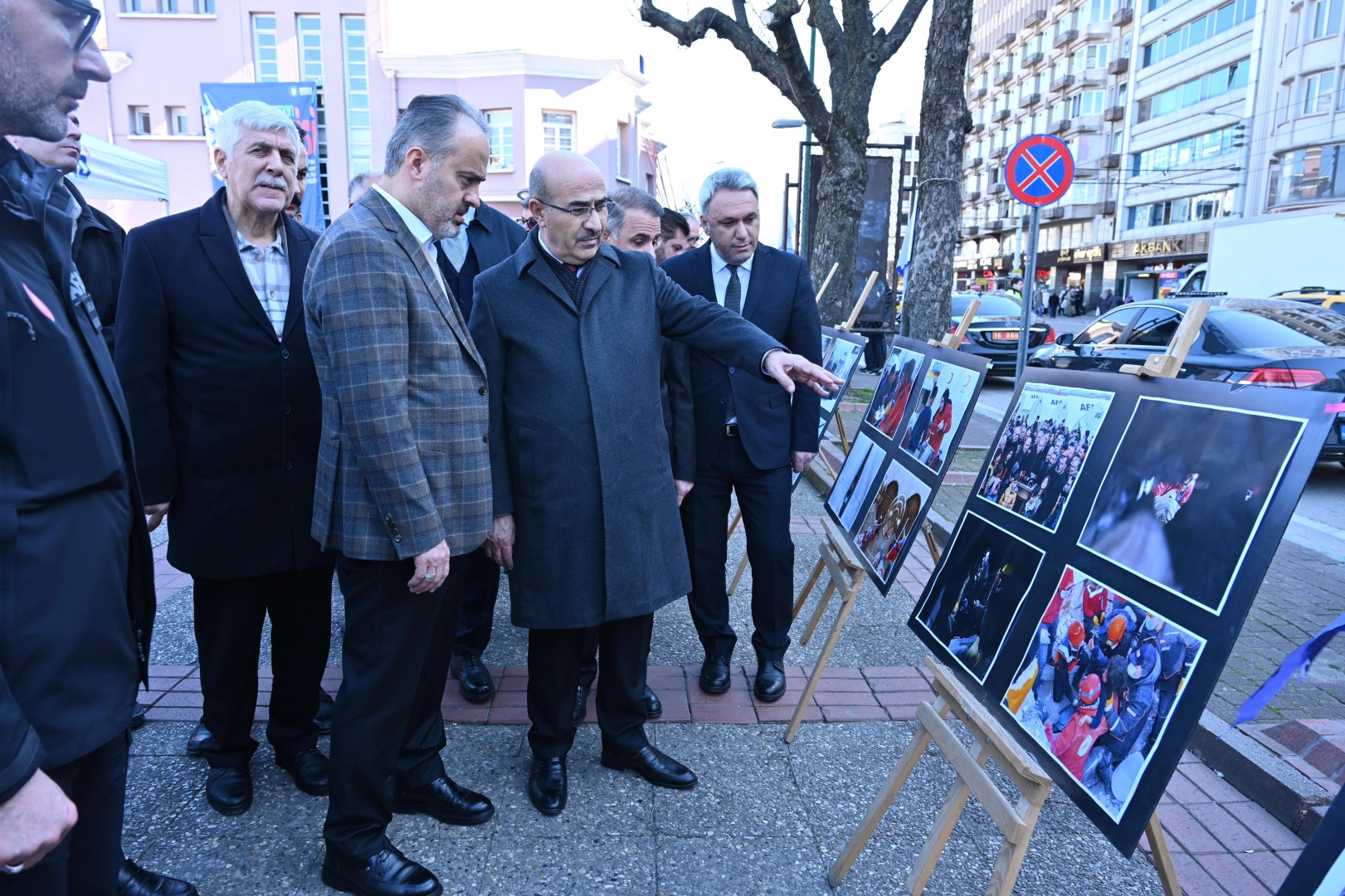 Depremde hayatını kaybedenler dualarla anıldı