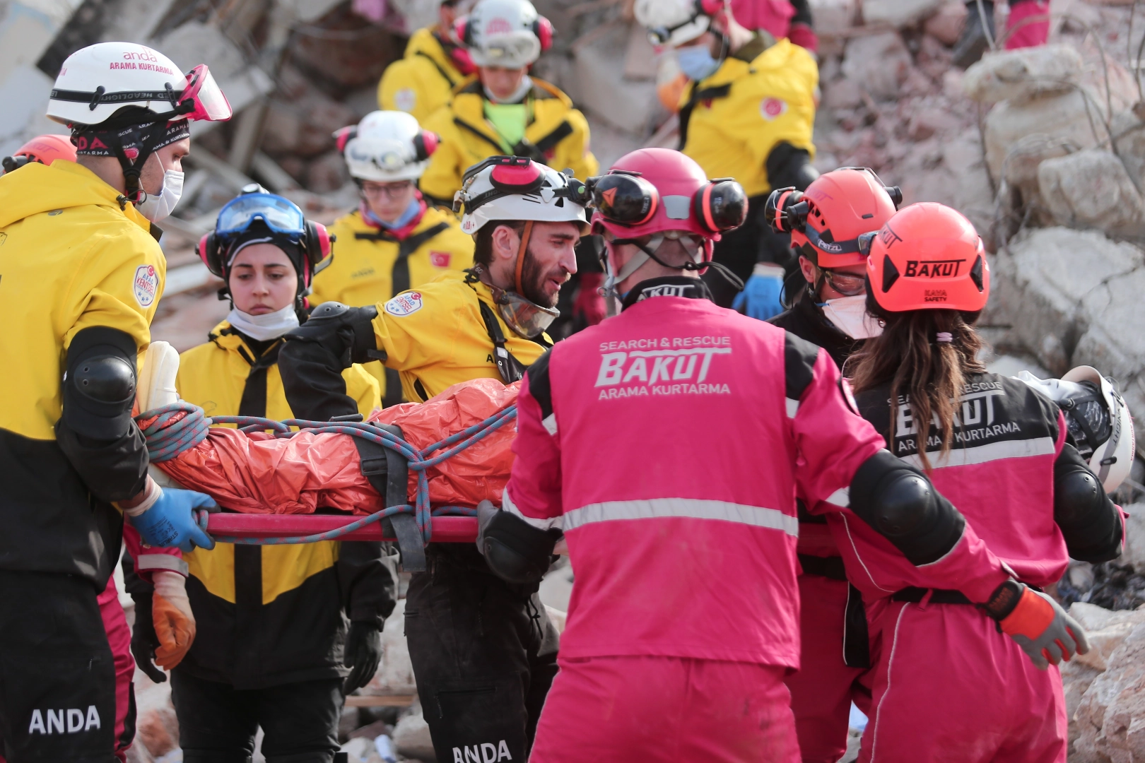 Bursa'da nefes kesen deprem tatbikatı!