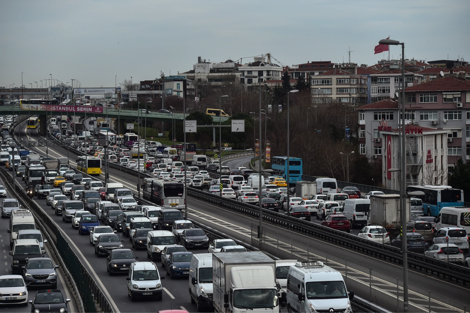 Trafiğe kayıtlı toplam taşıt sayısı 29 milyon sınırına dayandı