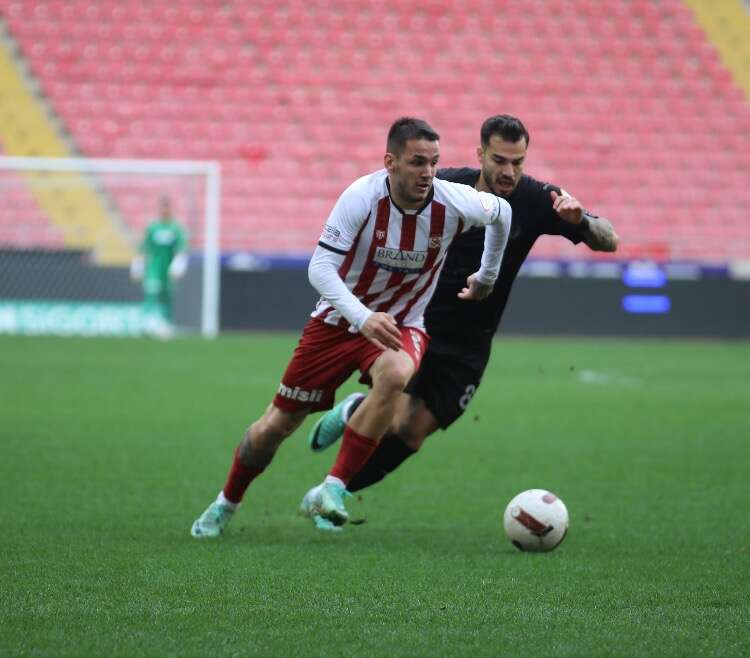 TFF VAR kayıtlarını açıkladı