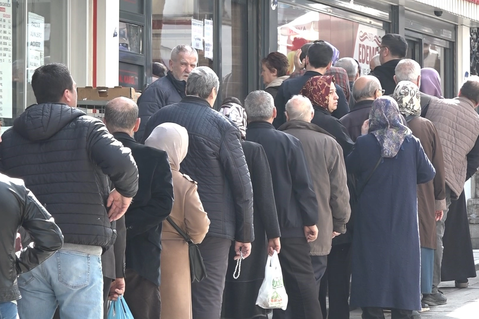 Pide kuyruğu değil, kıyma ve et kuyruğu