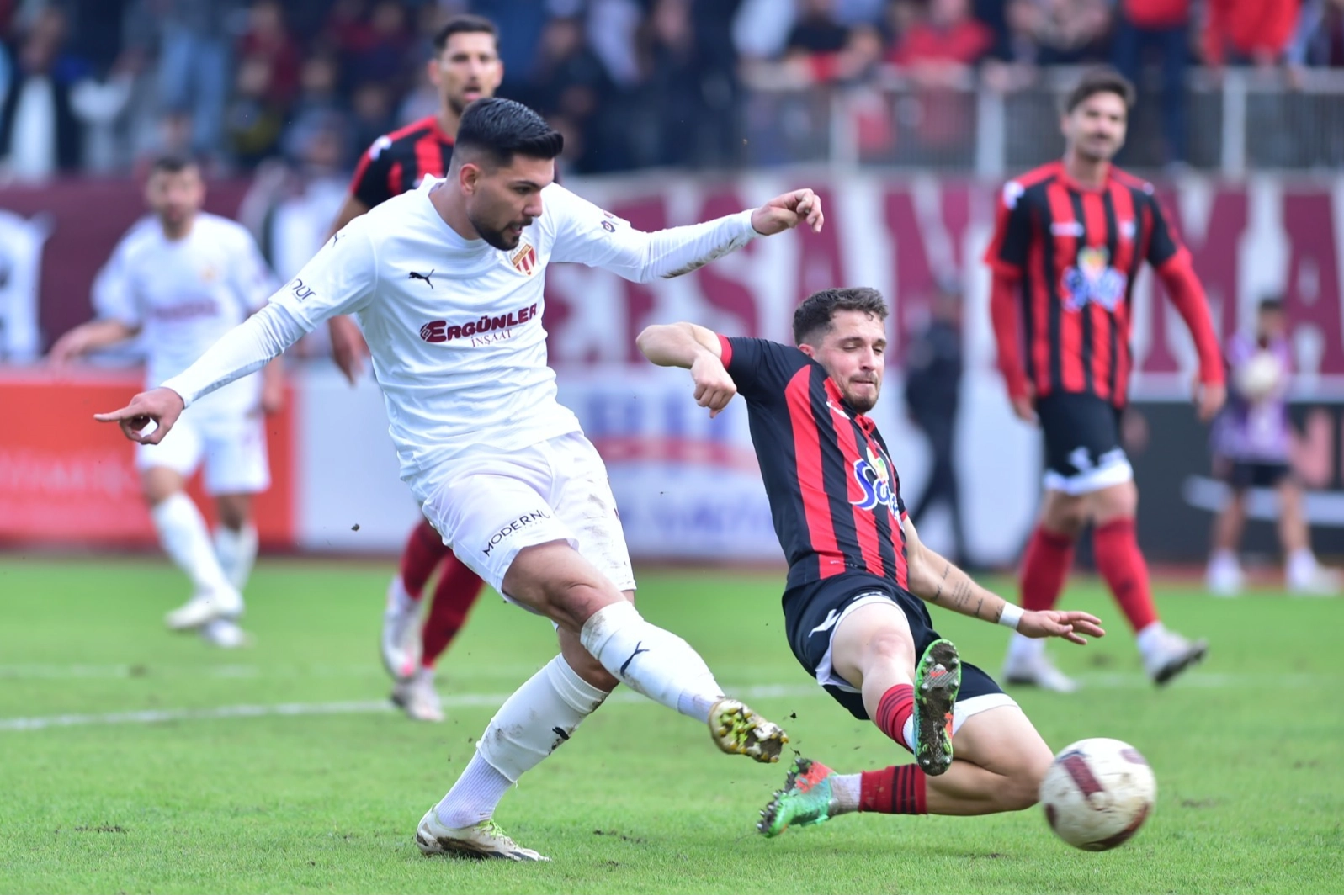 İnegölspor Uşak’ta Güldü 1-0