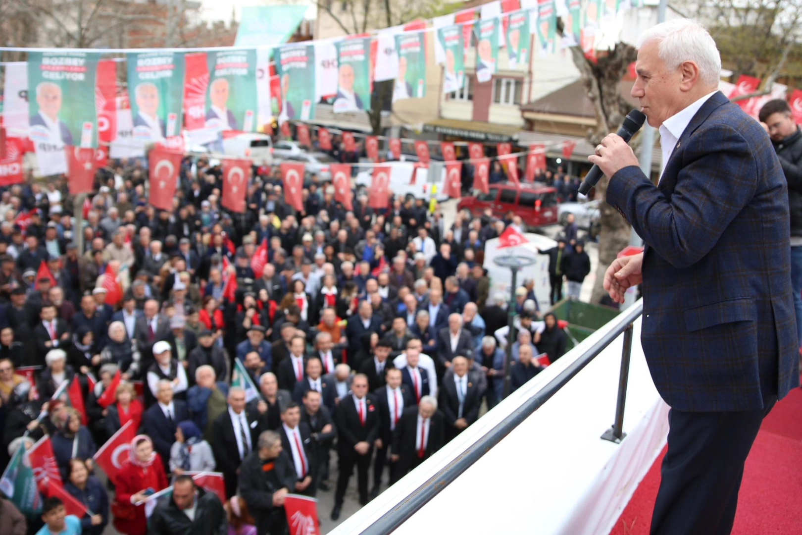 Bozbey’in Yenişehir Halk Buluşması mitinge dönüştü