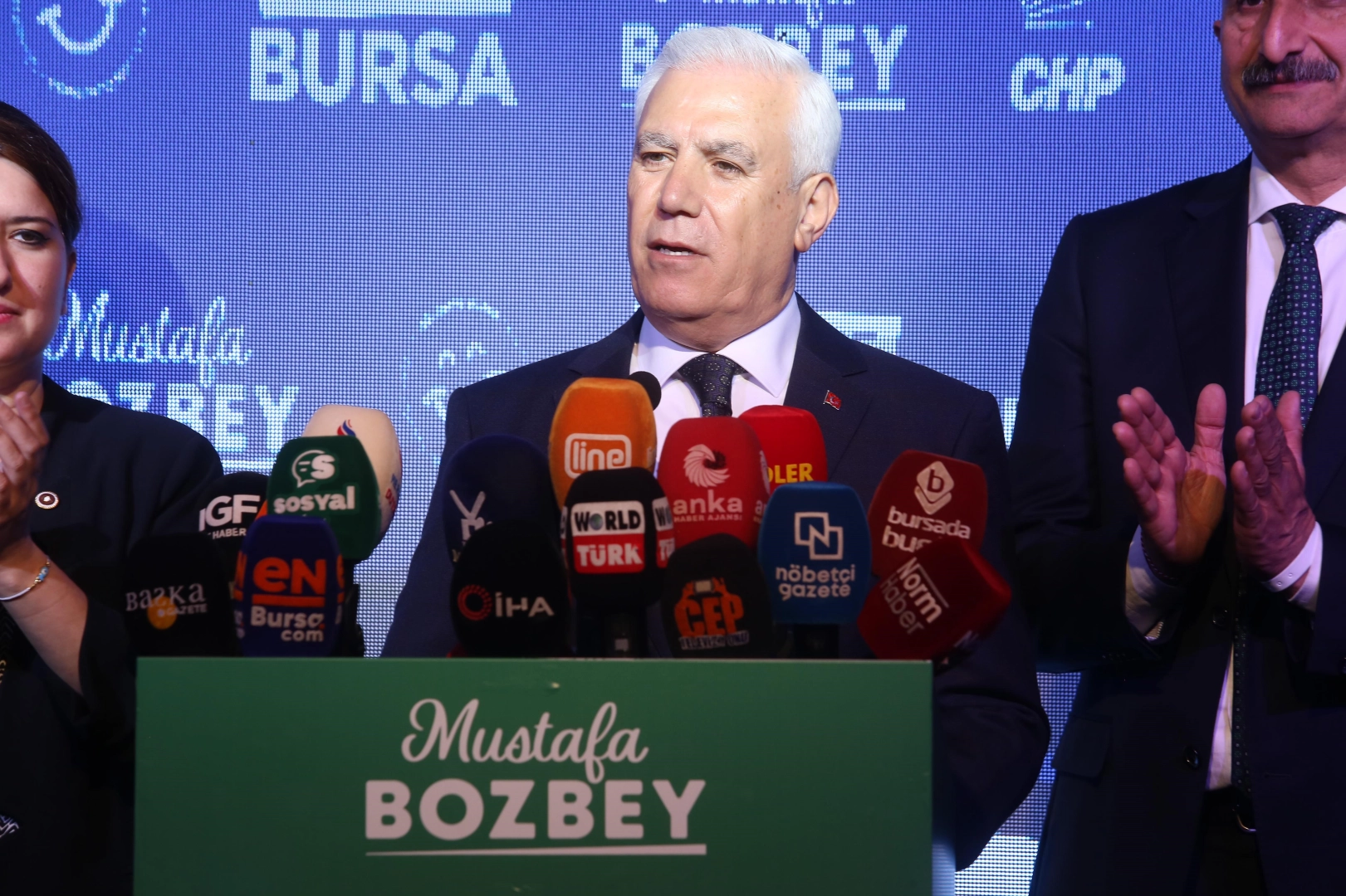 Bozbey: "Yarın sabahtan itibaren bu kentte herkes mutlu yaşayacak