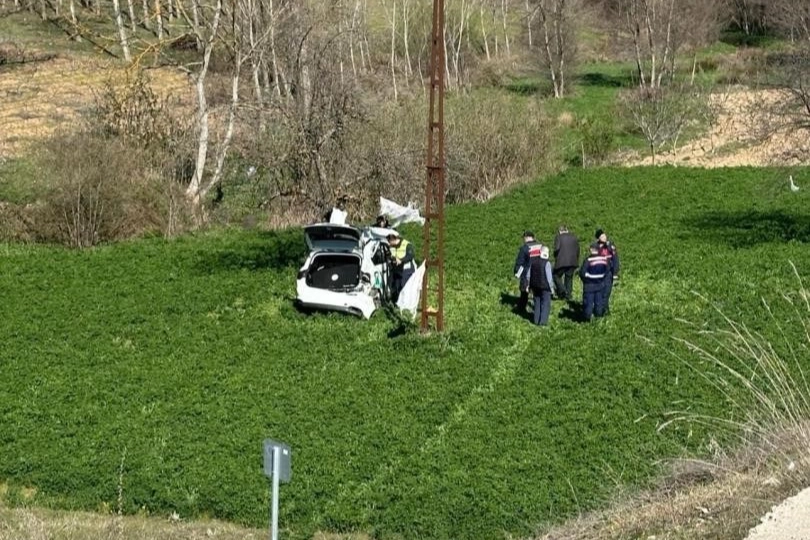 Cenaze yolundaki trafik kazasında ölü sayısı 2'ye çıktı