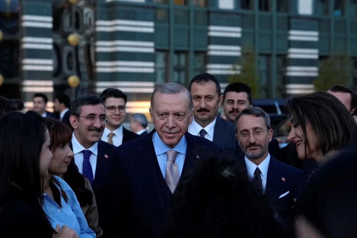 Erdoğan'dan öğretmenlere atama müjdesi