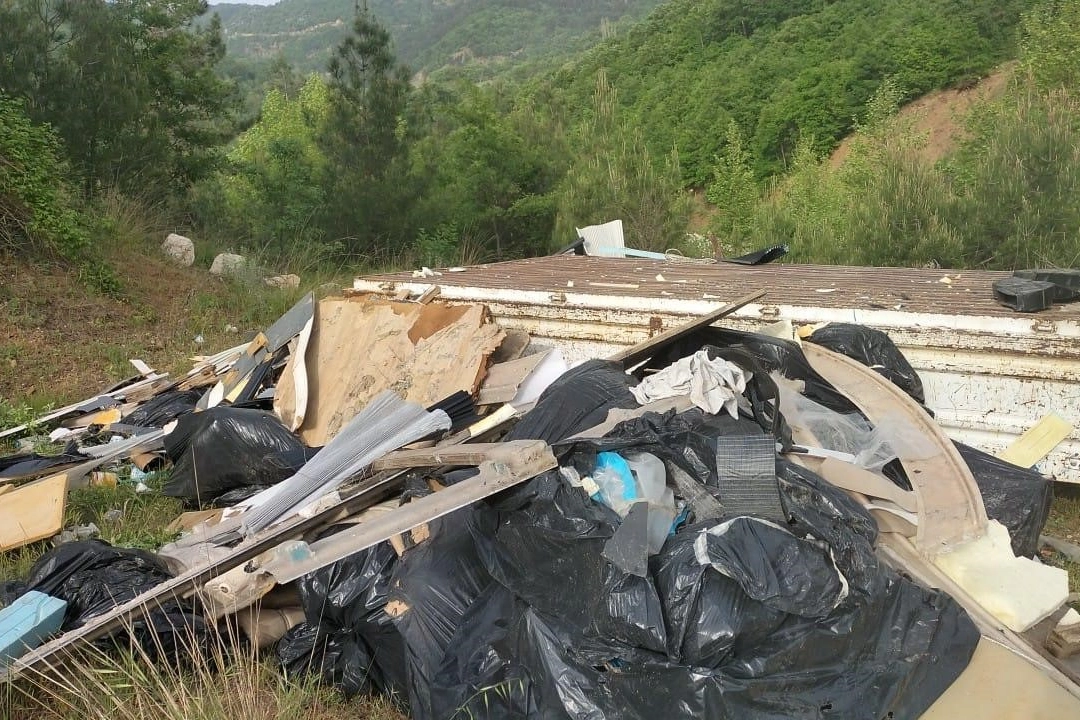 JASAT çevreyi kirletenleri yakaladı