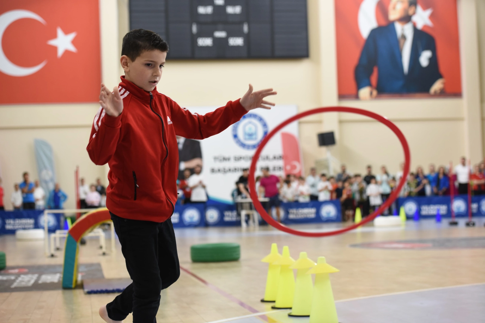 Yıldırım'da ilkokullu sporcular ödüllendirildi