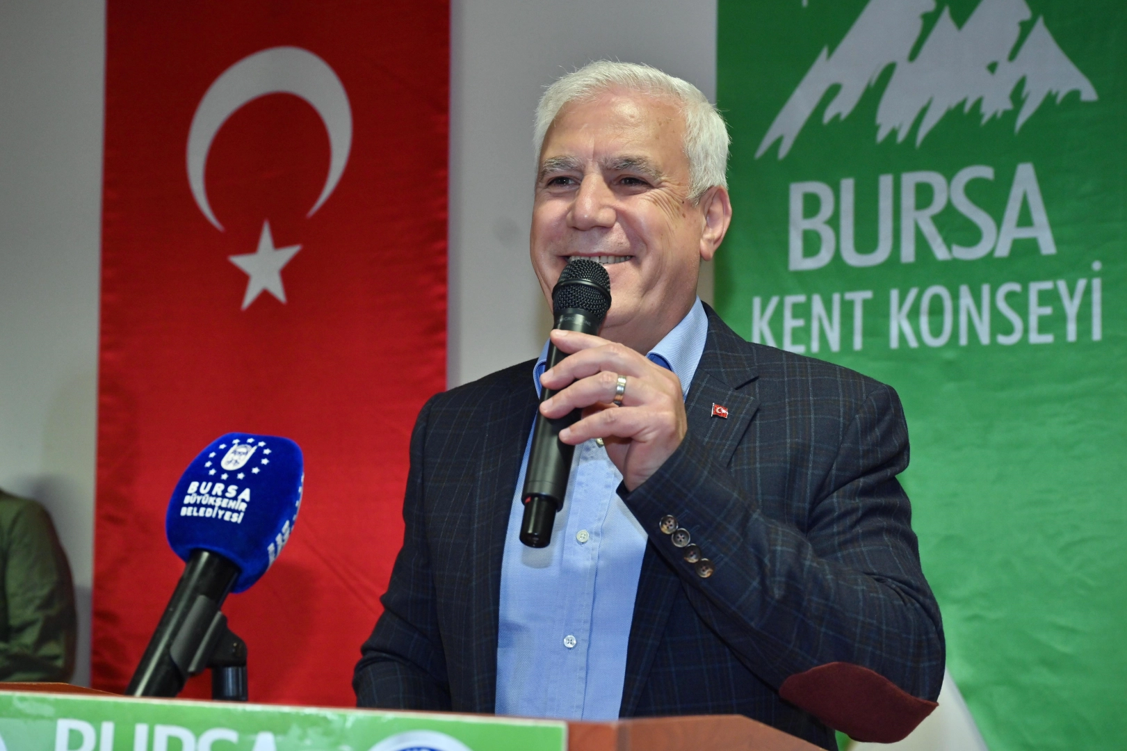 Bozbey: ‘‘Bursa’nın her yaştan insanı gülümsemeye başladı’’