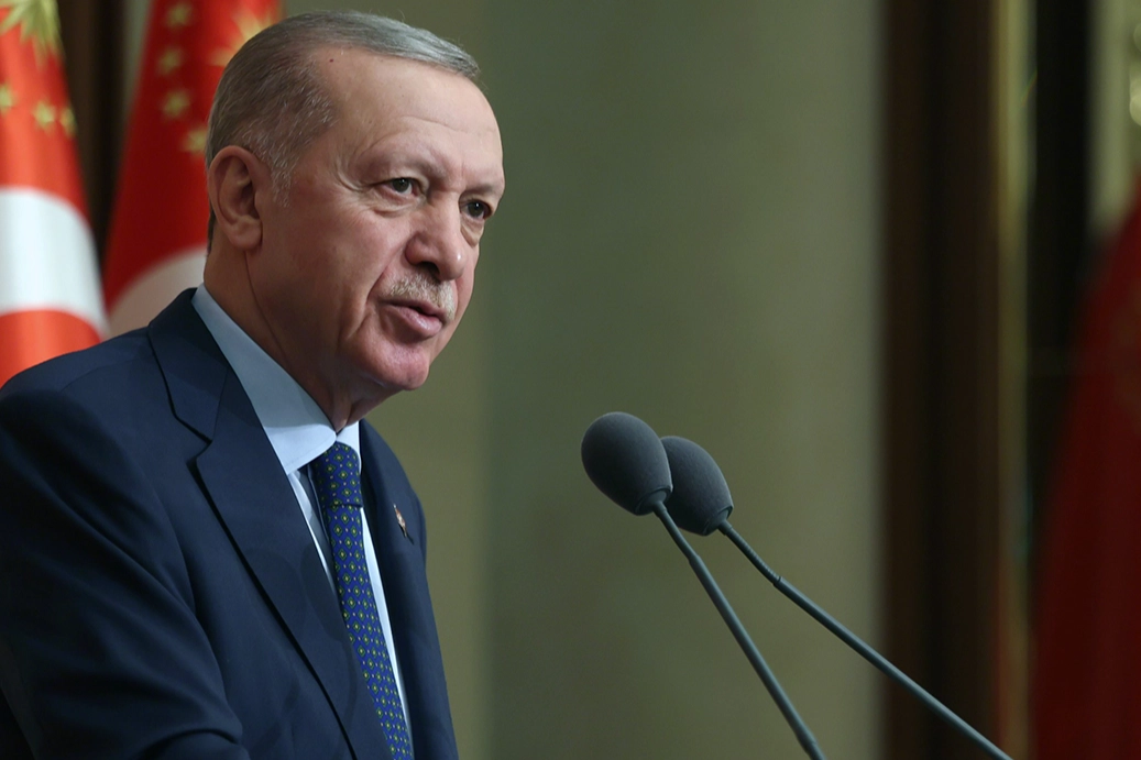 Erdoğan: “Batılı yöneticilerin ikiyüzlü politikalarını ibretle takip ediyoruz”