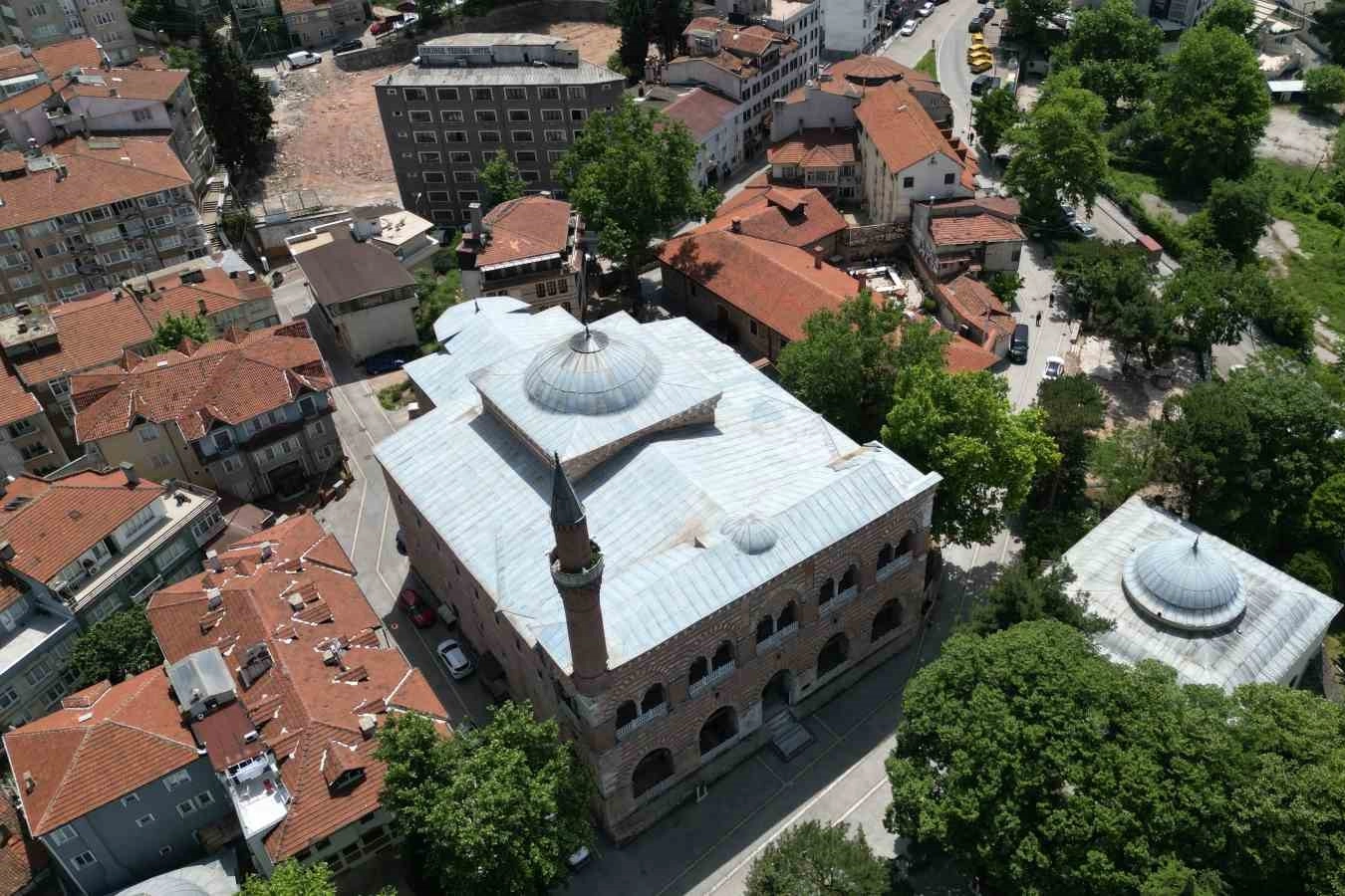 658 yıllık tarihi cami kurtarılmayı bekliyor