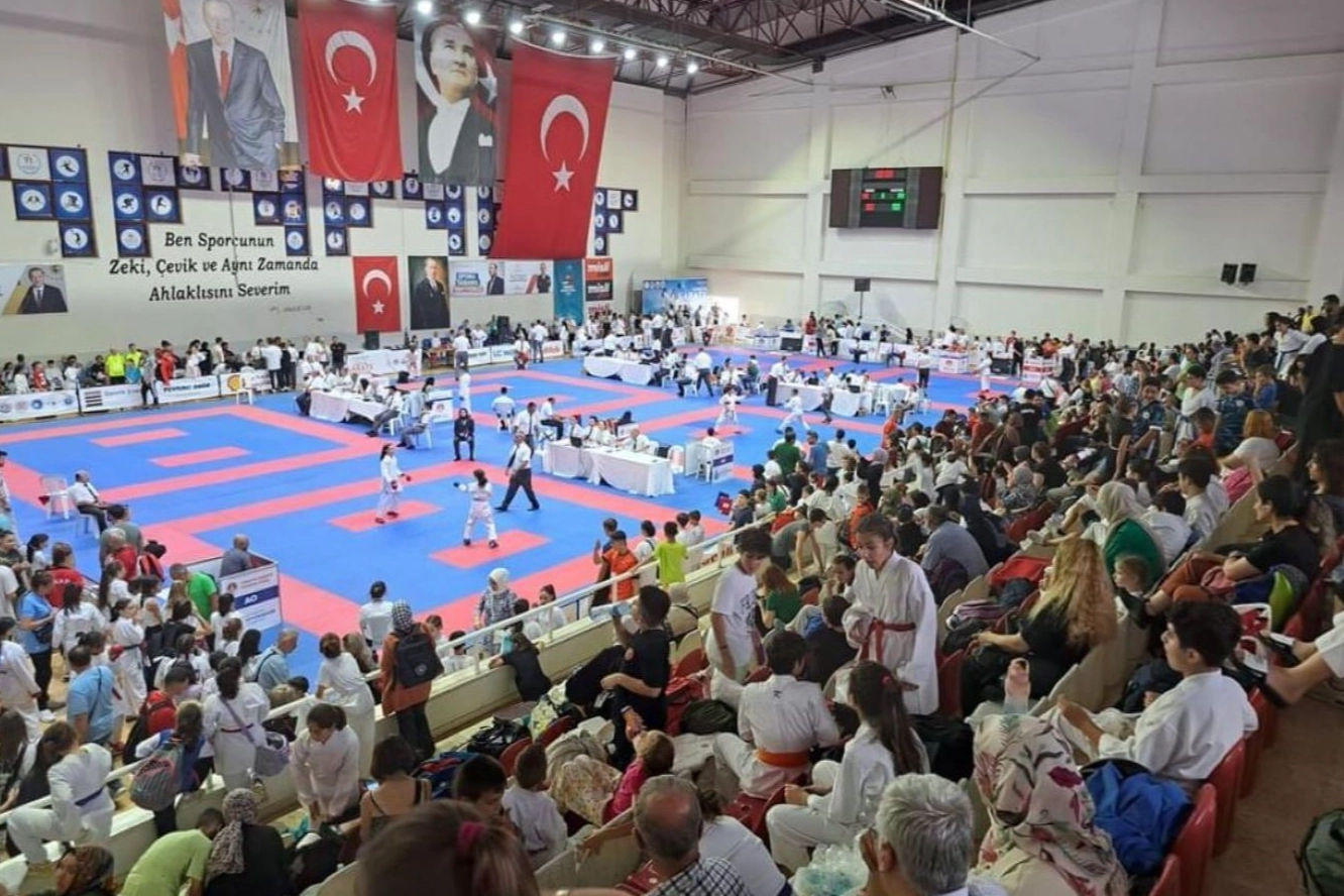 Uluslararası Karate Turnuvası, 15 ülkenin katılımıyla 5. kez Gemlik’te başlıyor.