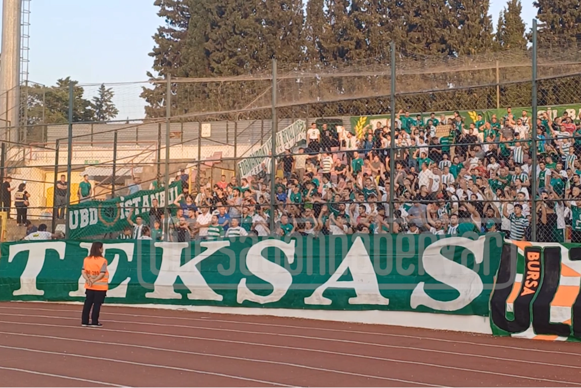 Bursaspor taraftarından Sakaryaspor taraftarına destek!