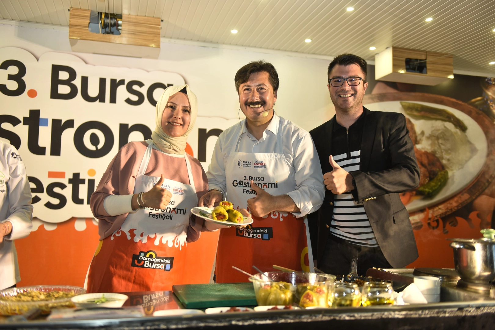 Gastronomi tırı Yenişehir'den geçti