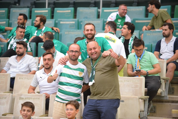 (FOTO GALERİ) Bursaspor-Tokat Belediye Plevnespor Taraftar Manzaraları