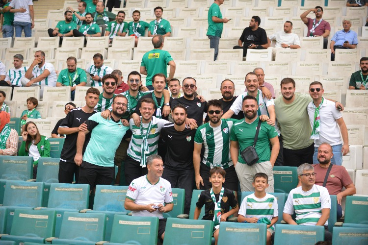 (FOTO GALERİ) Bursaspor-Tokat Belediye Plevnespor Taraftar Manzaraları