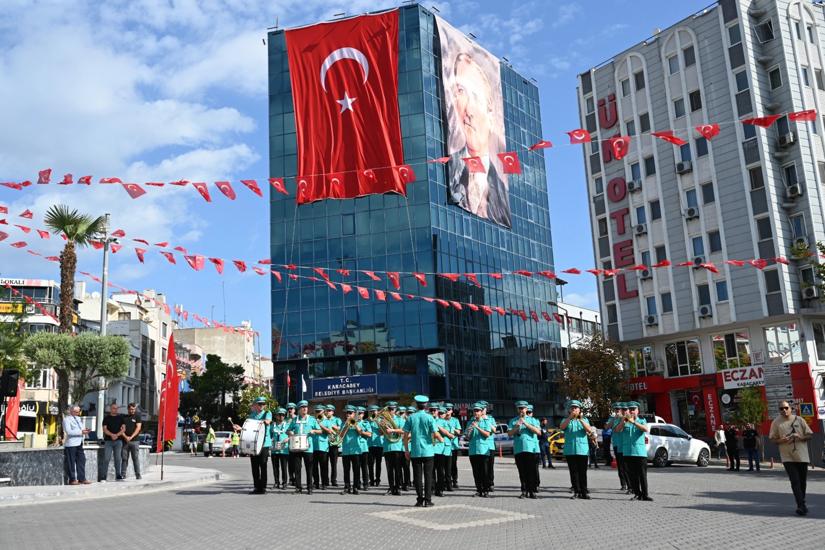 Karacabey'in Kurtuluş Günü coşkuyla kutlandı