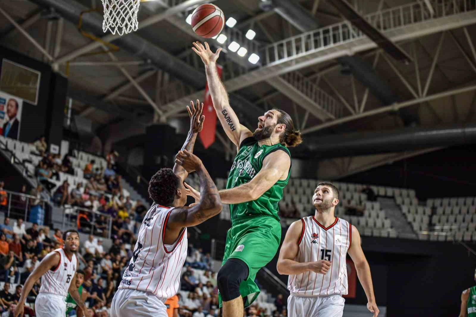 Bursaspor Basketbol Avrupa'da Parkeye İniyor