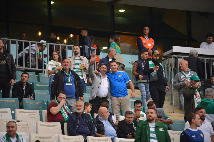 (ÖZEL) Bursaspor-Kahramanmaraş tribün görüntüleri