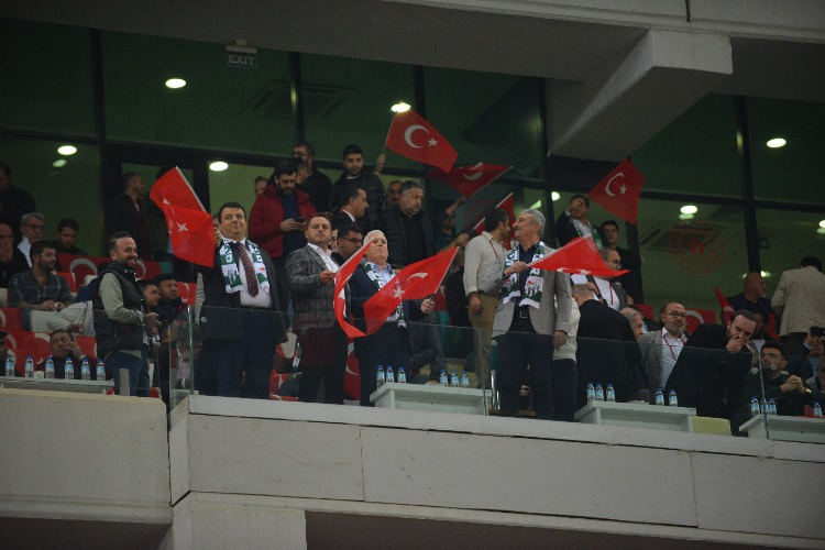 (ÖZEL) Bursaspor-Kütahyaspor taraftar fotoğrafları