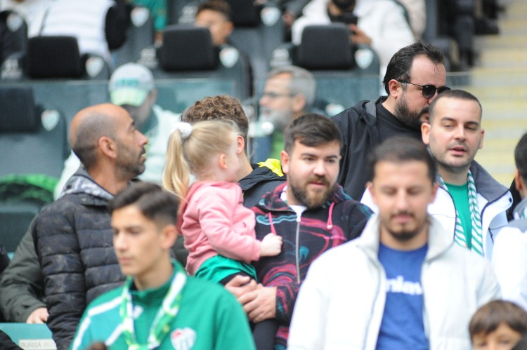 (ÖZEL)Bursaspor-Kuşadasıspor Taraftar Fotoğrafları