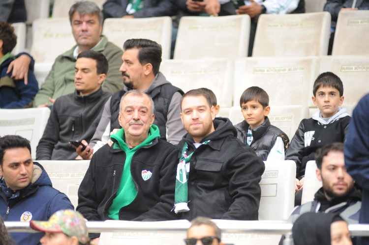 (ÖZEL)Bursaspor-Kuşadasıspor Taraftar Fotoğrafları