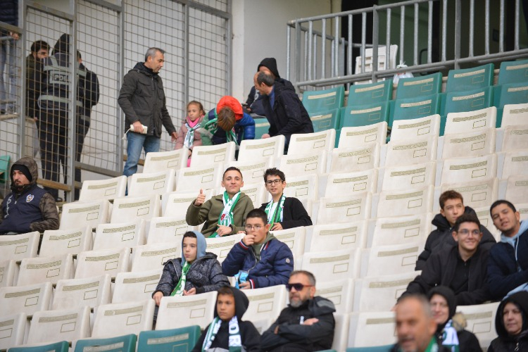 Bursaspor-Kartal Bulvarspor (ÖZEL)