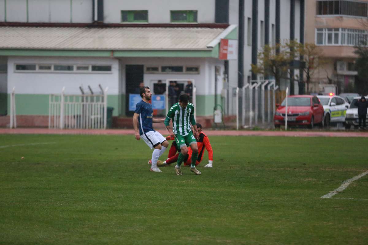 Kestel Belediyespor-Şükraniyespor maç fotoğrafları