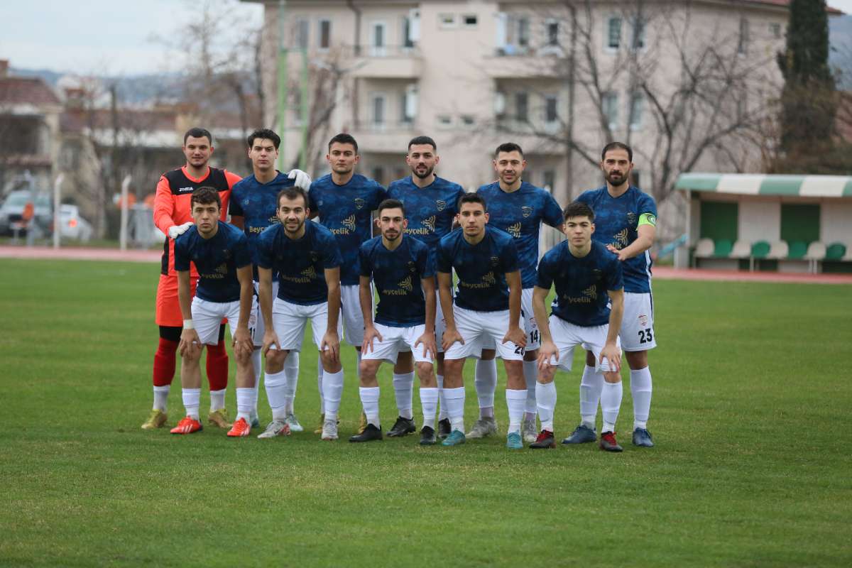 Kestel Belediyespor-Şükraniyespor maç fotoğrafları