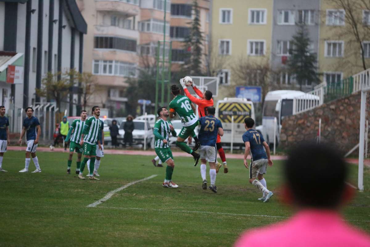 Kestel Belediyespor-Şükraniyespor maç fotoğrafları