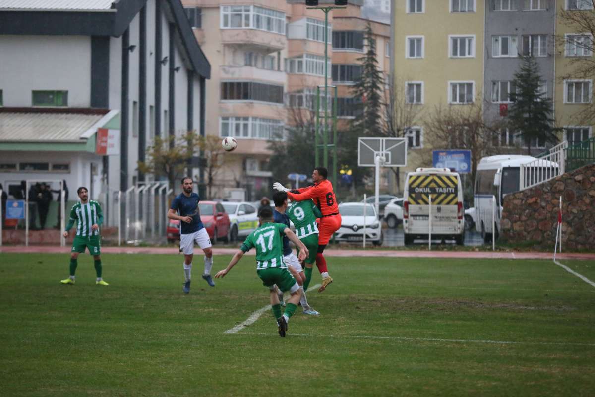 Kestel Belediyespor-Şükraniyespor maç fotoğrafları