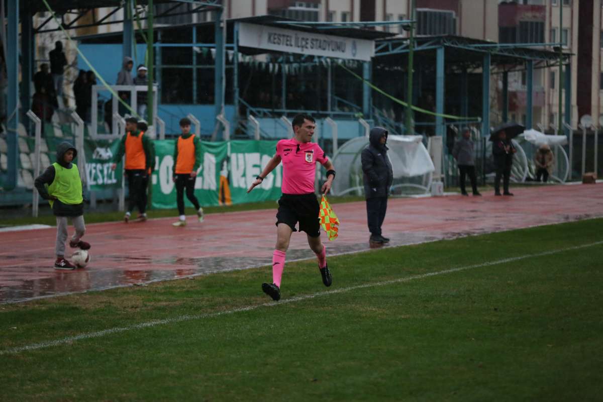 Kestel Belediyespor-Şükraniyespor maç fotoğrafları