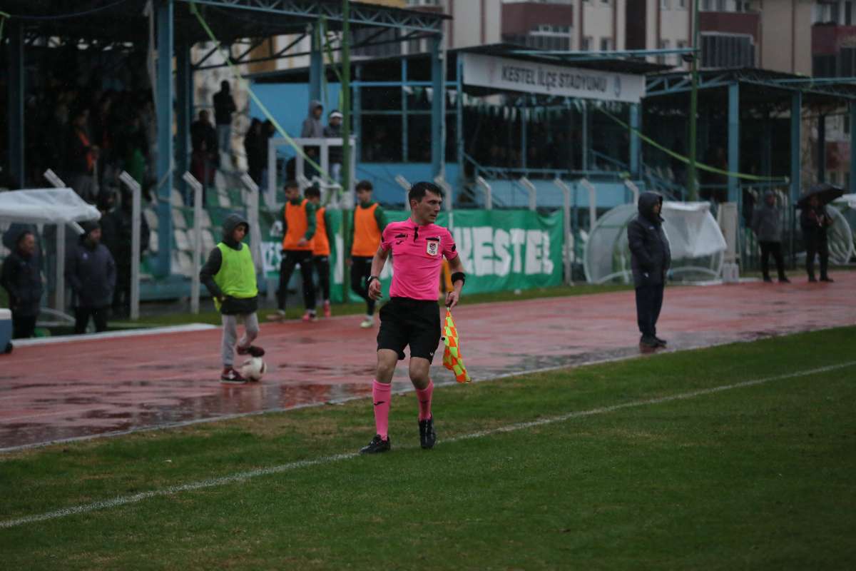 Kestel Belediyespor-Şükraniyespor maç fotoğrafları