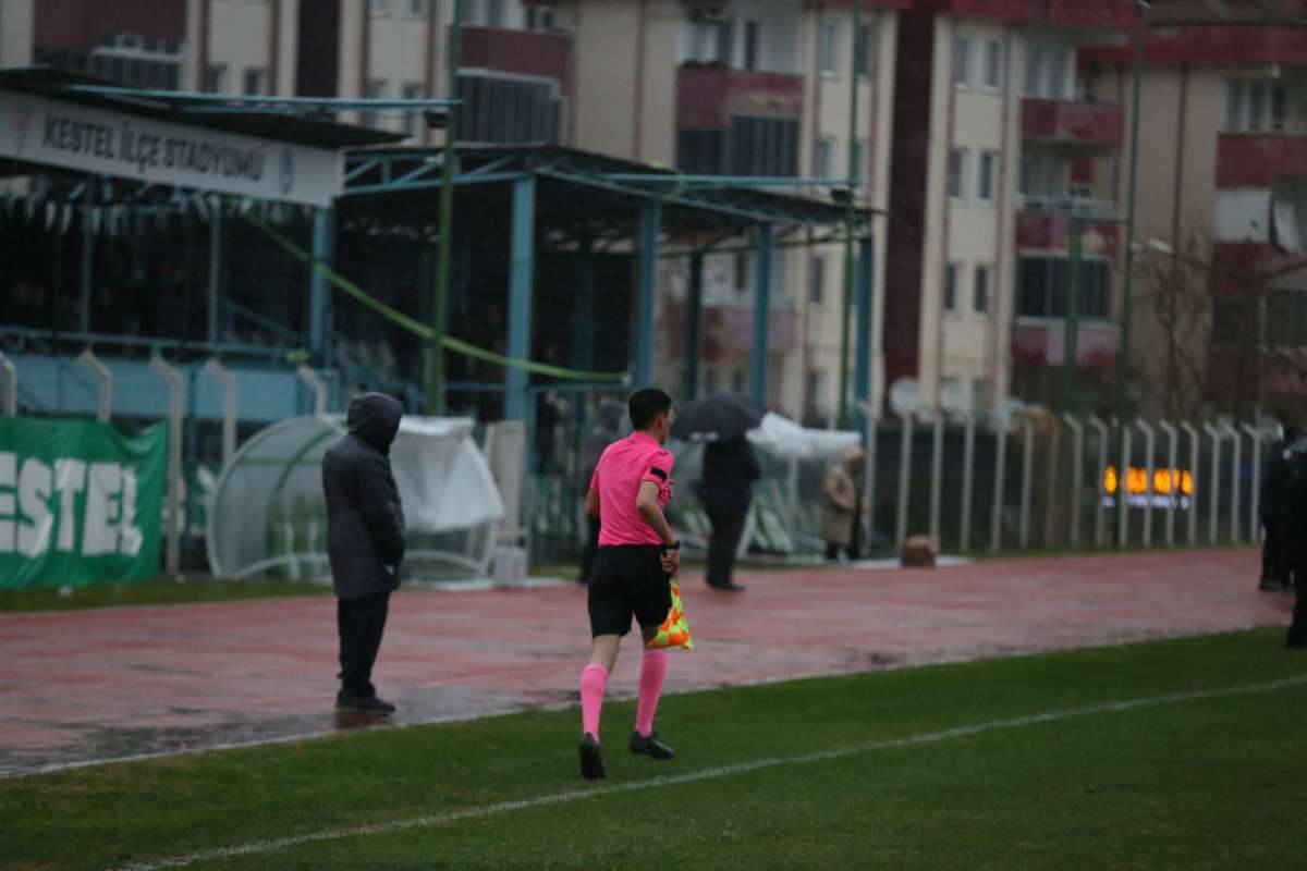 Kestel Belediyespor-Şükraniyespor maç fotoğrafları