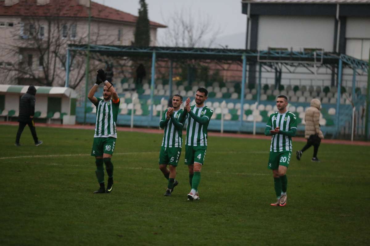 Kestel Belediyespor-Şükraniyespor maç fotoğrafları