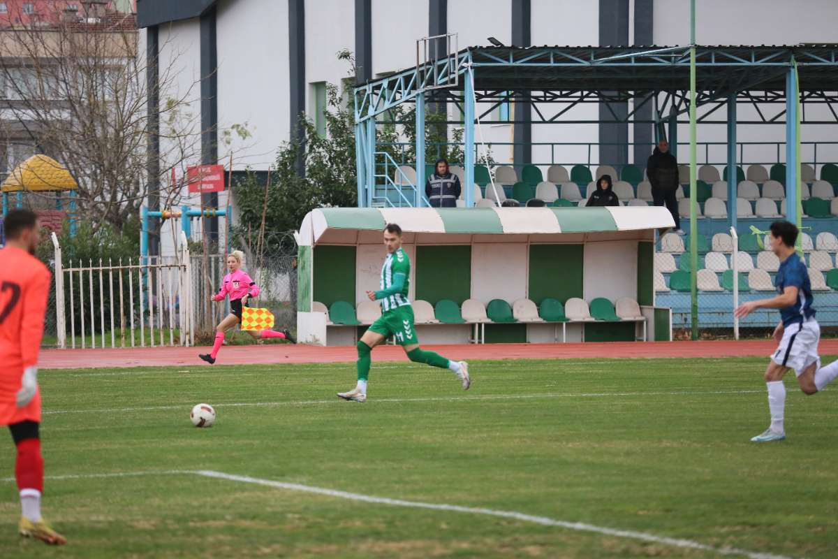 Kestel Belediyespor-Şükraniyespor maç fotoğrafları