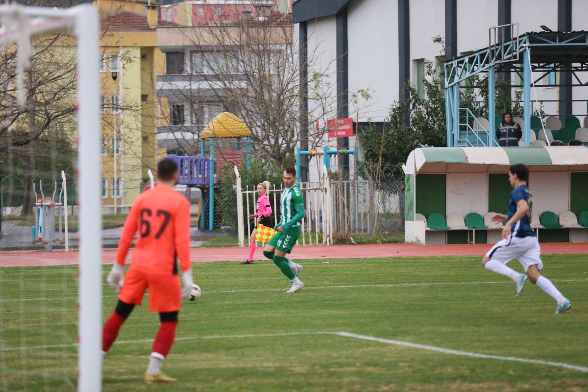 Kestel Belediyespor-Şükraniyespor maç fotoğrafları