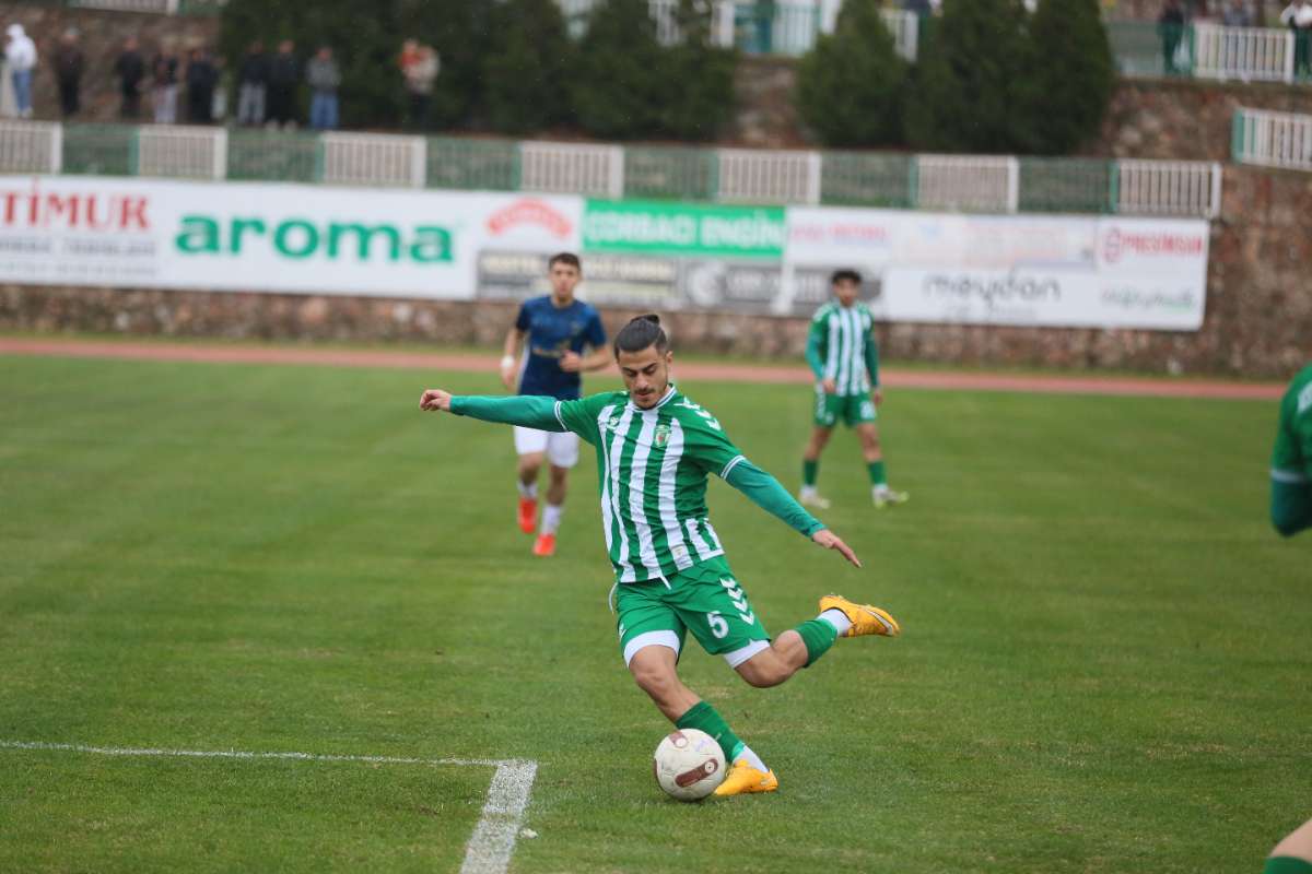 Kestel Belediyespor-Şükraniyespor maç fotoğrafları