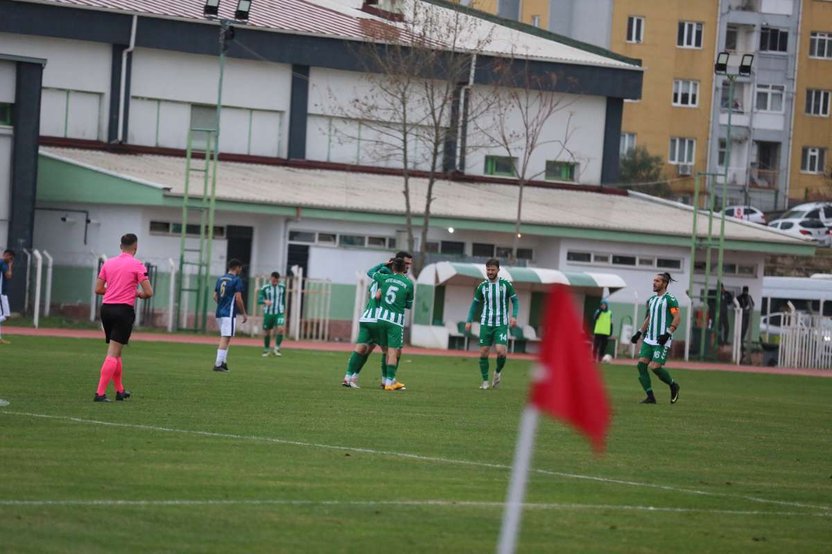 Kestel Belediyespor-Şükraniyespor maç fotoğrafları