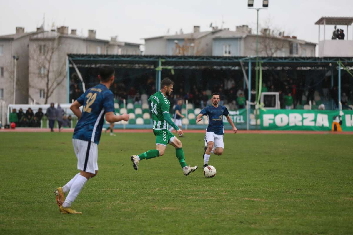 Kestel Belediyespor-Şükraniyespor maç fotoğrafları