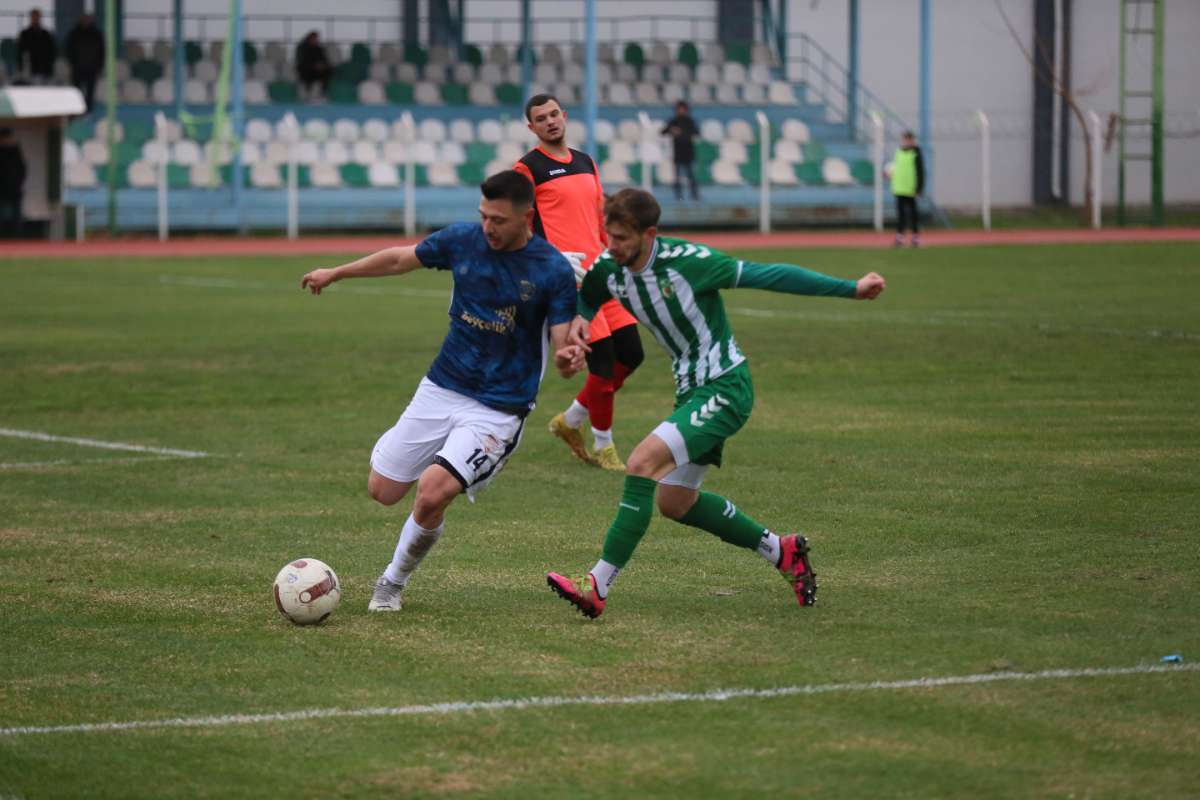 Kestel Belediyespor-Şükraniyespor maç fotoğrafları