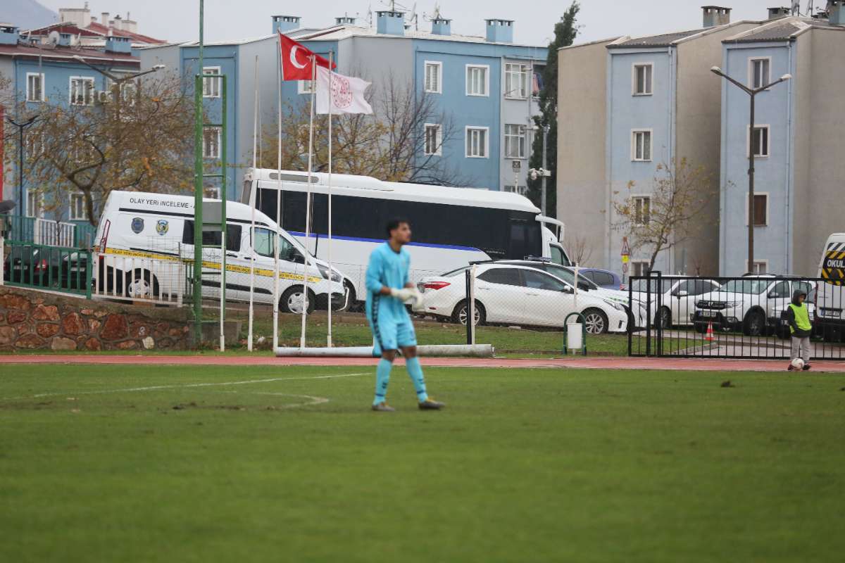 Kestel Belediyespor-Şükraniyespor maç fotoğrafları