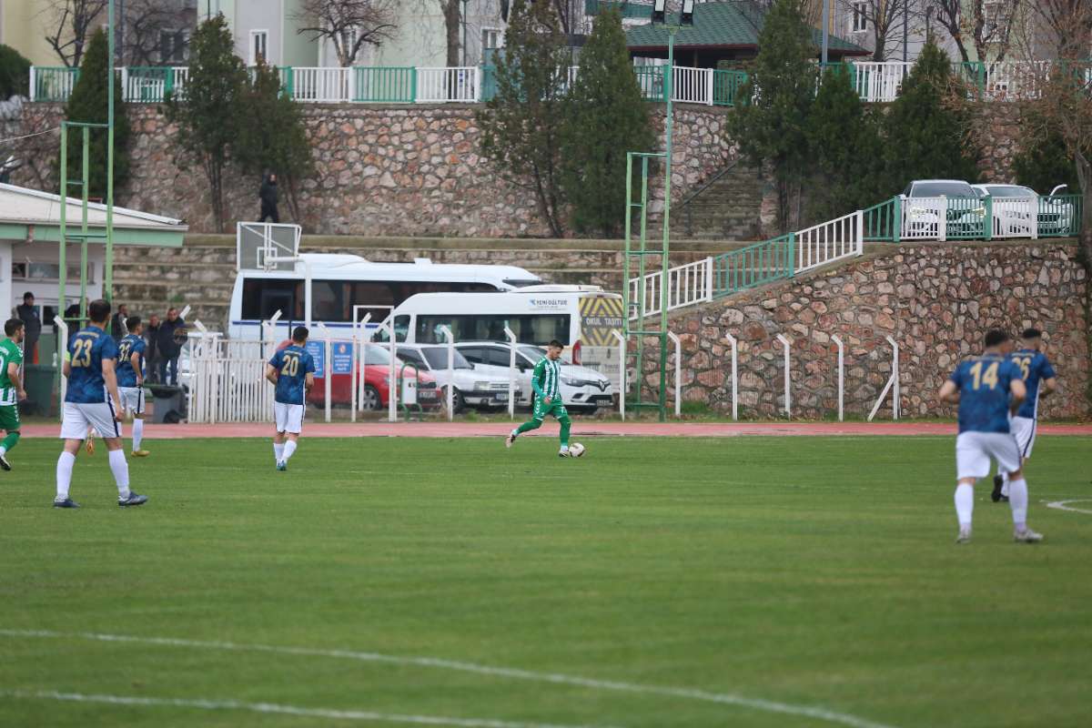 Kestel Belediyespor-Şükraniyespor maç fotoğrafları