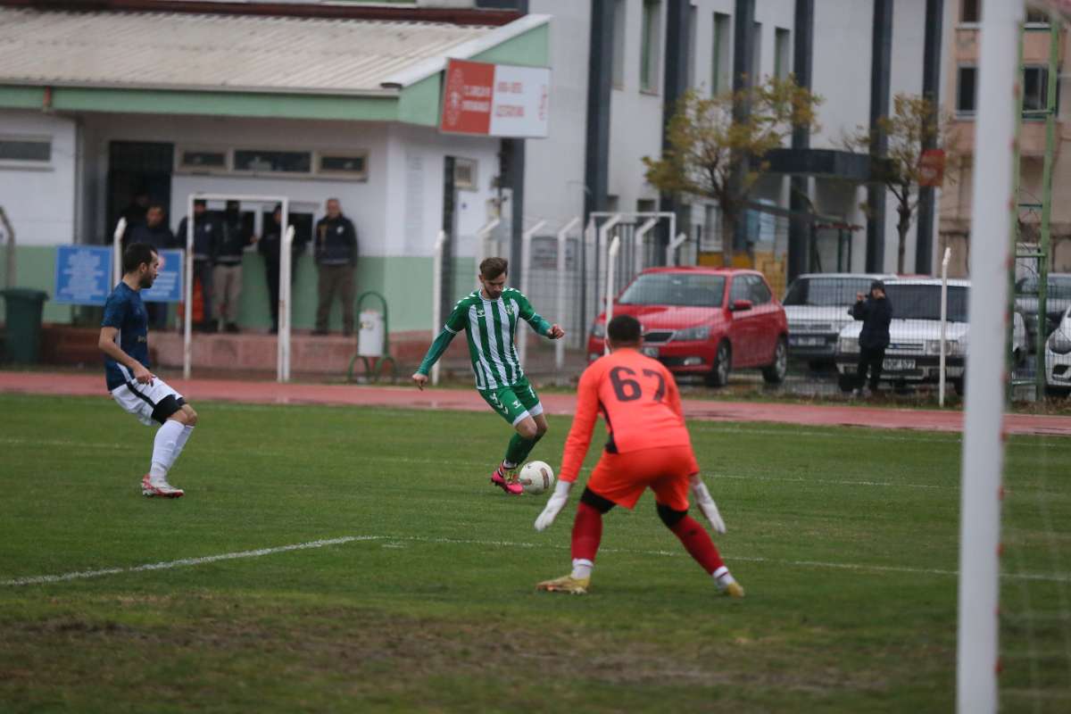 Kestel Belediyespor-Şükraniyespor maç fotoğrafları