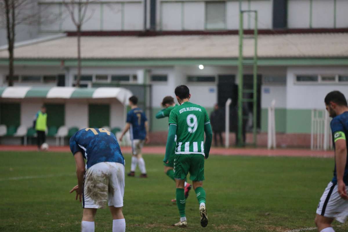 Kestel Belediyespor-Şükraniyespor maç fotoğrafları