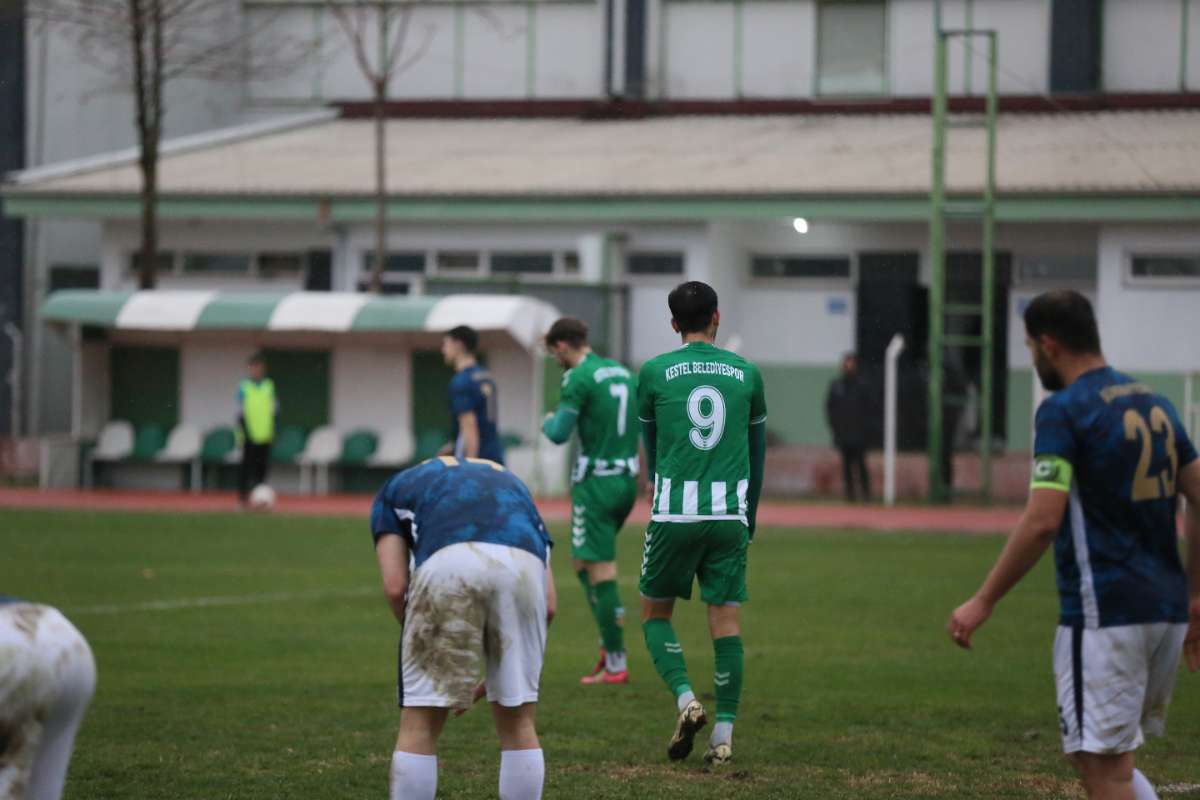 Kestel Belediyespor-Şükraniyespor maç fotoğrafları