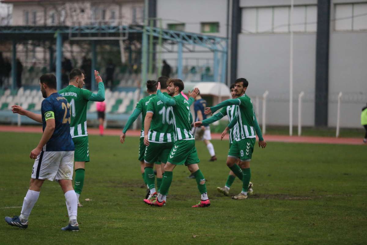 Kestel Belediyespor-Şükraniyespor maç fotoğrafları