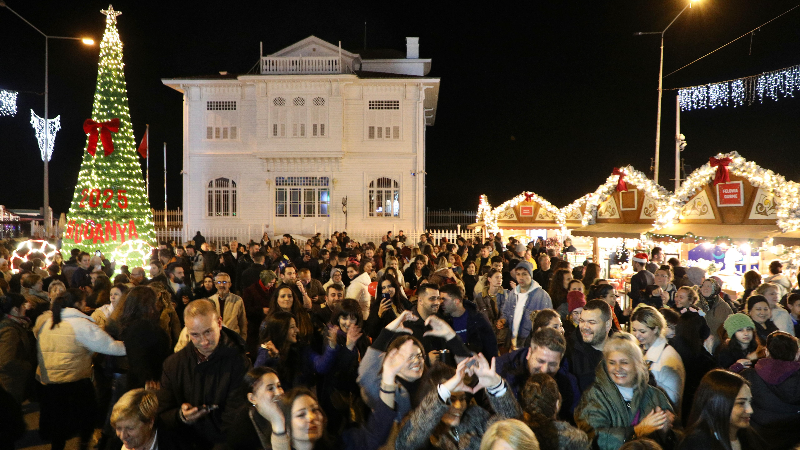 Mudanya'da yeni yıl çoşkusu başladı